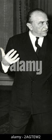 Politico italiano Presidente del Senato Cesare Merzagora, Roma, Italia degli anni sessanta Foto Stock