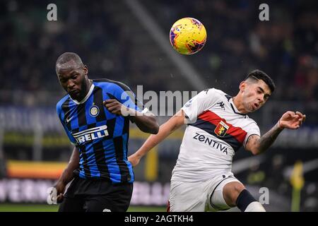 Milano, Italia. Xxi Dec, 2019. Romelu Lukaku di FC Internazionale durante la Serie A match tra Inter e Milan e Genoa allo stadio San Siro di Milano, Italia il 21 dicembre 2019. Foto di Mattia Ozbot. Solo uso editoriale, è richiesta una licenza per uso commerciale. Nessun uso in scommesse, giochi o un singolo giocatore/club/league pubblicazioni. Credit: UK Sports Pics Ltd/Alamy Live News Foto Stock