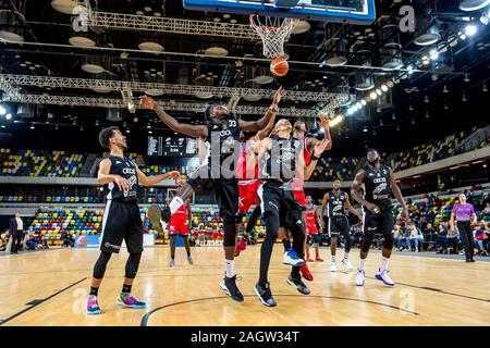 Londra, Regno Unito. Xviii Dicembre, 2019. BBL Championship match tra i Lions di Londra e Bristol volantini presso la casella di rame Arena, Londra, Regno Unito il 18 dicembre 2019. Foto di Phil Hutchinson. Solo uso editoriale, è richiesta una licenza per uso commerciale. Nessun uso in scommesse, giochi o un singolo giocatore/club/league pubblicazioni. Credit: UK Sports Pics Ltd/Alamy Live News Foto Stock