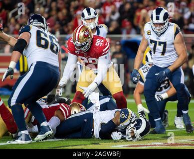 Santa Clara, CA, Stati Uniti d'America. Xxi Dec, 2019. Los Angeles Rams running back Todd (Gurley 30) punteggi un touchdown durante una partita a Levi's Stadium il Sabato, Dicembre 21, 2019 in Santa Clara, California Credito: Paolo Kitagaki Jr./ZUMA filo/Alamy Live News Foto Stock