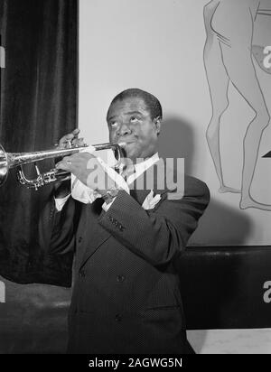 Ritratto di Louis Armstrong, tra 1938 e 1948 Foto Stock