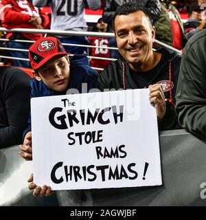 Santa Clara, California, USA. Xxi Dec, 2019. San Francisco 49ers tifosi durante il gioco di NFL tra il Los Angeles Rams e San Francisco 49ers a Levi's Stadium di Santa Clara, California. Chris Brown/CSM/Alamy Live News Foto Stock