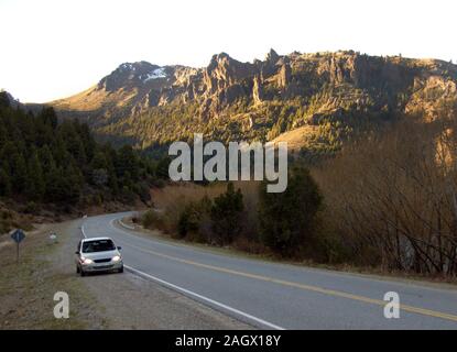 Viste dalla RN40 tra San Carlos de Bariloche e San Martin de los Andes. Argentina Foto Stock