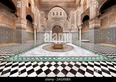 Al-Attarine Madrasa o Medersa al-Attarine, Fes, Marocco Foto Stock