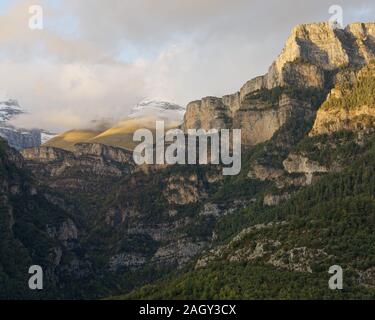 Tramonto dal Canyon Anisclo Foto Stock