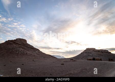 Torre di silenzio in Yad , Iran, lo zoroastrismo Foto Stock