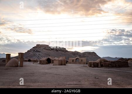 Torre di silenzio in Yad , Iran, lo zoroastrismo Foto Stock