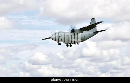 Slovak Air Force C-27J Spartan arrivando al Royal International Air Tattoo 2019 Foto Stock