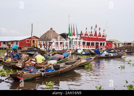 Il Benin, Gamvie, villaggio galleggiante Foto Stock