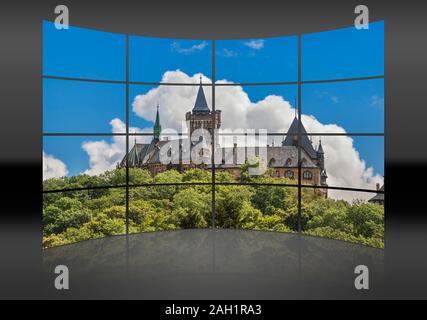 Una parete curva. 16 piccole immagini danno un'immagine intera. Wernigerode Castle, Harz, Sassonia-Anhalt, Germania, Europa Foto Stock