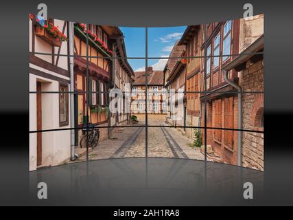 Una parete curva. 16 piccole immagini danno un'immagine intera. Vicolo Gildschaft a Quedlinburg, Sassonia-Anhalt, Germania, Europa Foto Stock