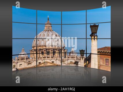 Una parete curva. 16 piccole immagini danno un'immagine intera. Vista la cupola della Basilica di San Pietro, lo Stato della Città del Vaticano, Roma, Lazio, l'Italia, Europa Foto Stock