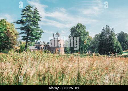 Il retro del castello e parco Rosendael situato in Rozendaal nei Paesi Bassi Foto Stock