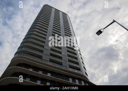 Vista laterale Meininger Hotel a Amsterdam Paesi Bassi 2019 Foto Stock
