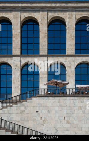 Milano Italia 21 Marzo 2019 : Palazzo dell'Arengario,Museo di Arte Contemporanea (CIMAC), situato in Piazza del Duomo Foto Stock