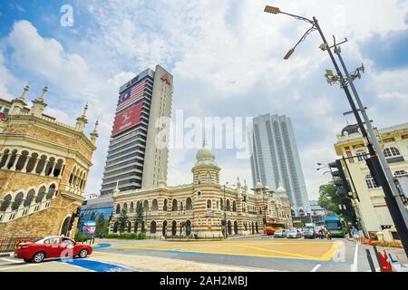 Kuala Lumpur, Malesia - 7 Novembre 2019: di fronte alla Nazionale museo tessile, la città di Kuala Lumpur, Malesia. Il bellissimo edificio è vicino a th Foto Stock