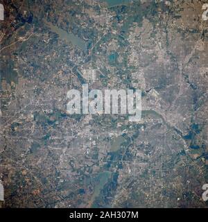 (28 aprile-6 maggio 1991) --- una grande porzione del Dallas - Fort Worth metropolitan area è visibile in questo 70mm telaio, fotografato da terra-orbiting Space Shuttle Discovery. Foto Stock