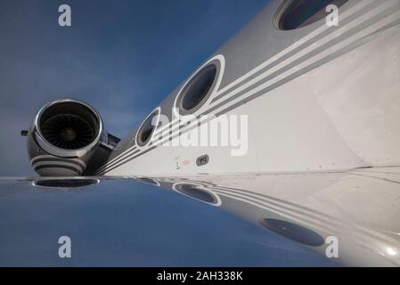 Closeup privata di un jet di affari. Foto Stock