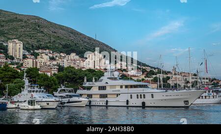 Il porto di Gruz Foto Stock