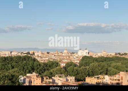 Vista panoramica di Roma dal Gianicolo, colle del Gianicolo, Roma, Italia Foto Stock