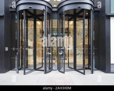 LONDON, Regno Unito - CIRCA NEL SETTEMBRE 2019: Google storefront Foto Stock