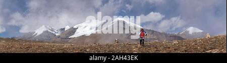 Dhampus Pass, Circuito Dhaulagiri Trek, Himalaya, Nepal Foto Stock