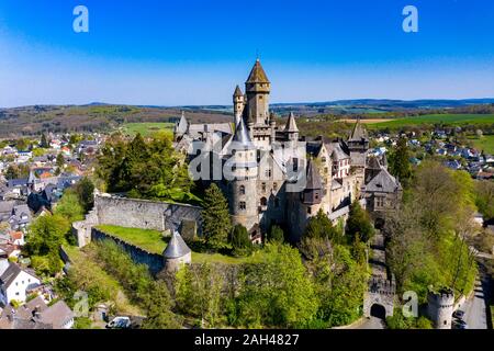 Germania, Hesse, Braunfels, vista aerea di Schloss Braunfels Foto Stock