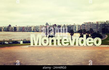 Montevideo Uruguay 15 del LUG. 2019. La città di Montevideo segno. Montevideo è la capitale e la città più grande dell'Uruguay Foto Stock