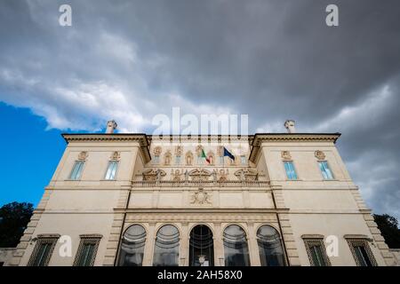 Galleria Borghese all'interno di Villa Borhese complessa Foto Stock