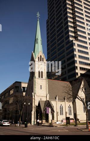 Christ Church Cathedral, chiesa episcopale sul Monument Circle e Meridian Street nel centro di Indianapolis, Indiana, Stati Uniti. Foto Stock