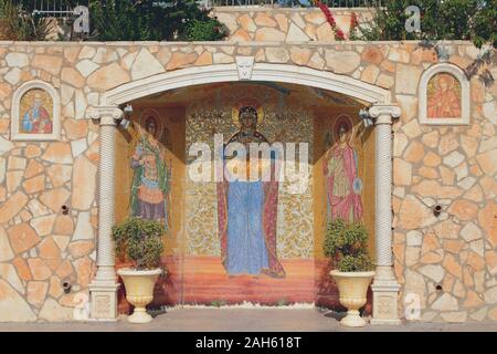 Pittura mosaico su le mura del monastero. Agia Napa, Cipro Foto Stock