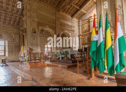 Il Tempio dei Gesuiti o la Chiesa di San Javier o la Missione Gesuita di San Xavier, il circuito dei Gesuiti, il Patrimonio Mondiale dell'UNESCO, le Lowlands orientali, la Bolivia, l'America Latina Foto Stock