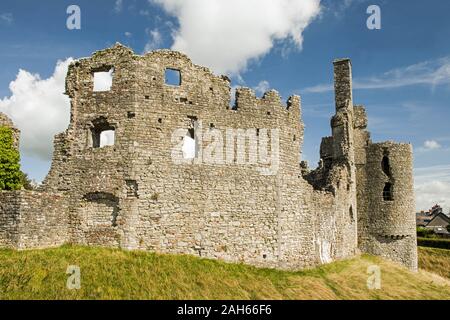Coity Castle nel Galles del Sud Villaggio di Coity, vicino a Bridgend. Libero e aperto al pubblico. Foto Stock