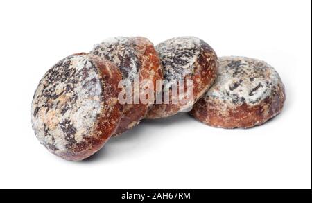 Pila di cioccolato gingerbread cookies isolati su sfondo bianco Foto Stock