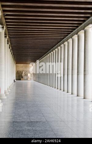 Atene, Grecia - 1 Giugno 2019: Stoa di Attalos (Stoa di Attalus) nell Antica Agora Foto Stock