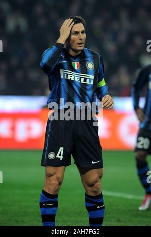 Milano, 15 novembre 2010, 'G.ALLO STADIO MEAZZA SAN SIRO ' Stadium, il campionato di calcio Seria A 2010/2011, FC Inter - AC Milan: Javier Zanetti Foto Stock