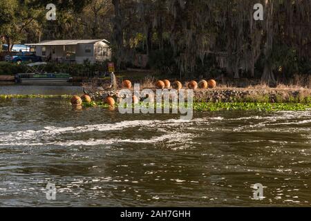 Navigazione Burrell Lock & Dam in bisogno di restauro. Foto Stock