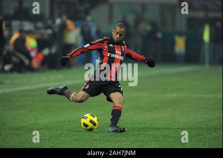 Milano, 18 dicembre 2010, 'G.ALLO STADIO MEAZZA SAN SIRO ' Stadium,Campionato di Calcio Seria A 2010/2011, AC Milan - AS Roma: Robinho durante la partita Foto Stock