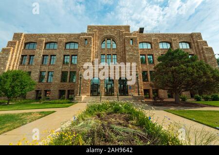 Laramie, Wyoming - Luglio 25, 2014: l'ingresso principale dell'Albany County Courthouse Foto Stock