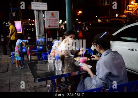 Ogni giorno scene di strada in Bankok, Thailandia Foto Stock