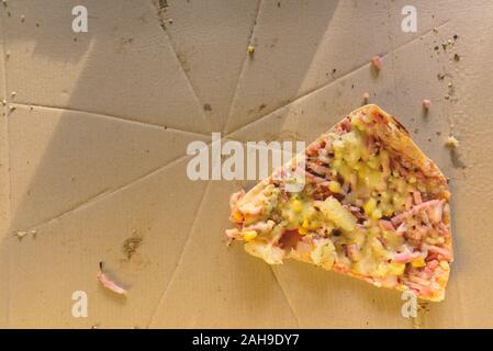 Direttamente sopra il colpo di una deliziosa pizza hawaiano Foto Stock