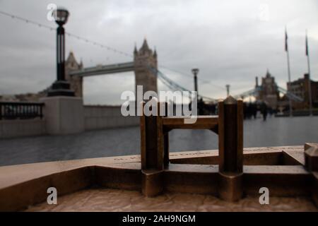 Passeggiando per Londra e catturando la sua bellezza in tutta la città Foto Stock