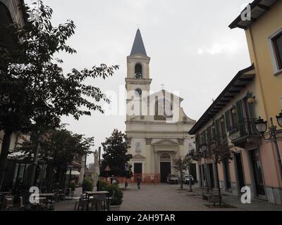 SETTIMO TORINESE, Italia - circa ottobre 2019: San Pietro in Vincoli (significato San Pietro in Catene) Chiesa Foto Stock