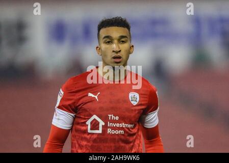 26 dicembre 2019, Oakwell, Barnsley, Inghilterra; Sky scommessa campionato, Barnsley v West Bromwich Albion : Giacobbe marrone (7) di Barnsley durante il gioco Credito: Mark Cosgrove/news immagini Foto Stock