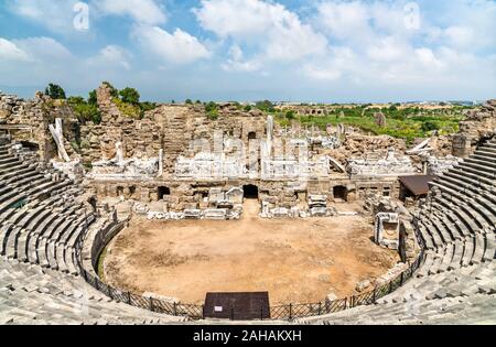 Le rovine del teatro antico di lato in Turchia Foto Stock