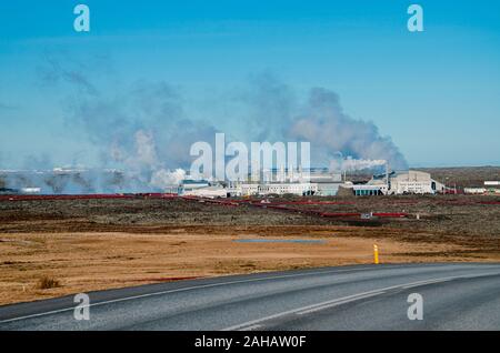 Il 16 febbraio 2014. Stazione Elettrica Geotermica sulla penisola di Reykjanes, Reykjavik, Islanda Foto Stock