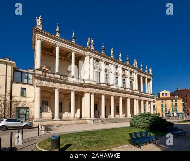 Vicenza, Veneto, Italia. Il Palazzo Chiericati è un palazzo rinascimentale a Vicenza (Italia settentrionale), progettata da Andrea Palladio. Foto Stock