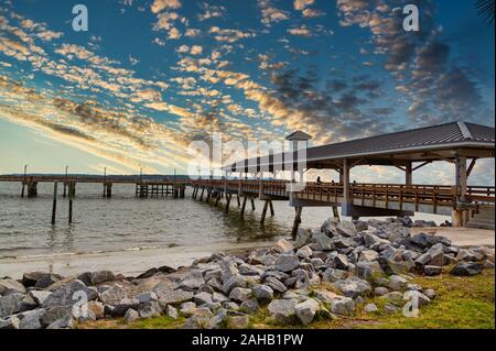 St Simons Pier al tramonto Foto Stock