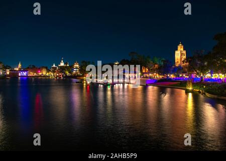 Orlando, Florida. Dicembre 18, 2019. Vista panoramica del Marocco, il Giappone e la American Adventure padiglioni a Epcot Foto Stock