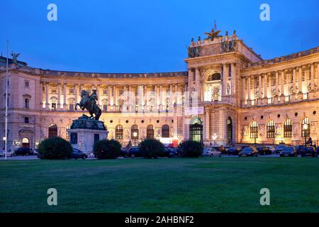 Neue Burg complesso museale al palazzo imperiale Hofburg. Vienna Austria Foto Stock